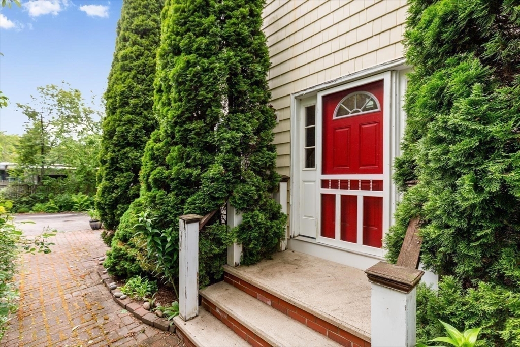 1 Pigeon Hill Ct #C in Rockport