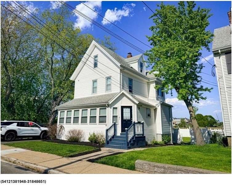 66 Sunnyside Ave in Winthrop