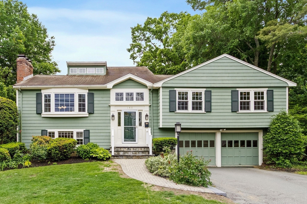 145 Meadowbrook Rd in Needham