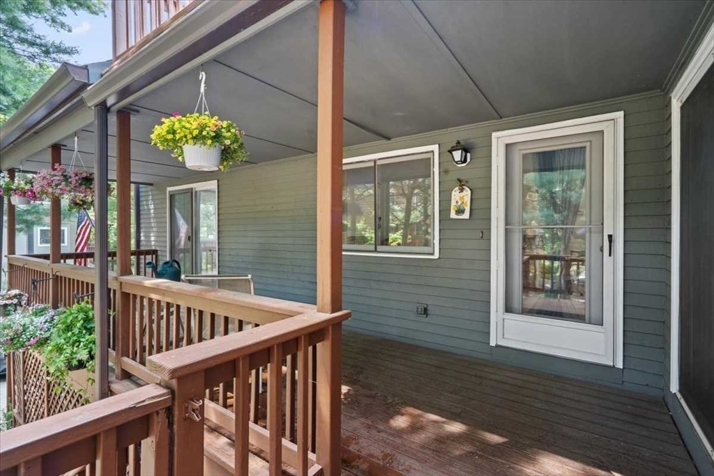 254 Captain Eames Cir #254 in Ashland