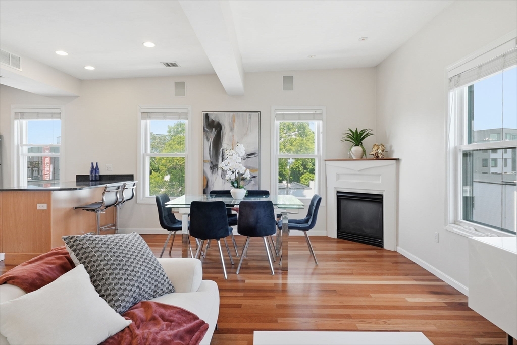 841 Saratoga St #3 in Boston