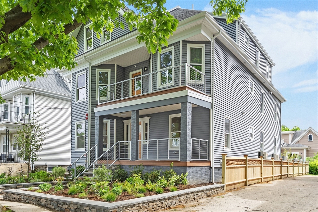 12 Foskett St #2 in Somerville