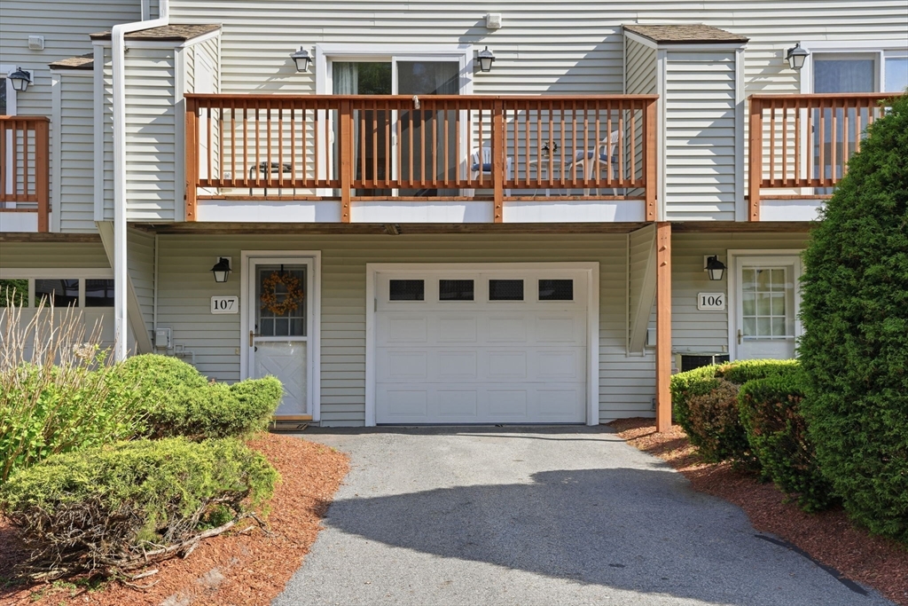 107 Patrick Rd #107 in Tewksbury