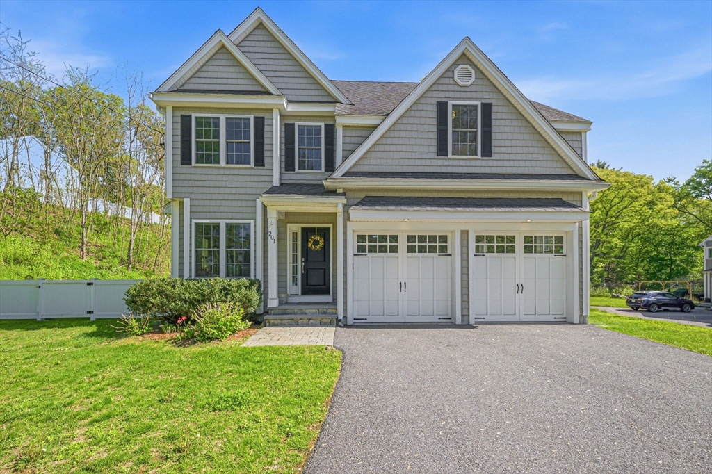 201 Boston Post Rd in Wayland