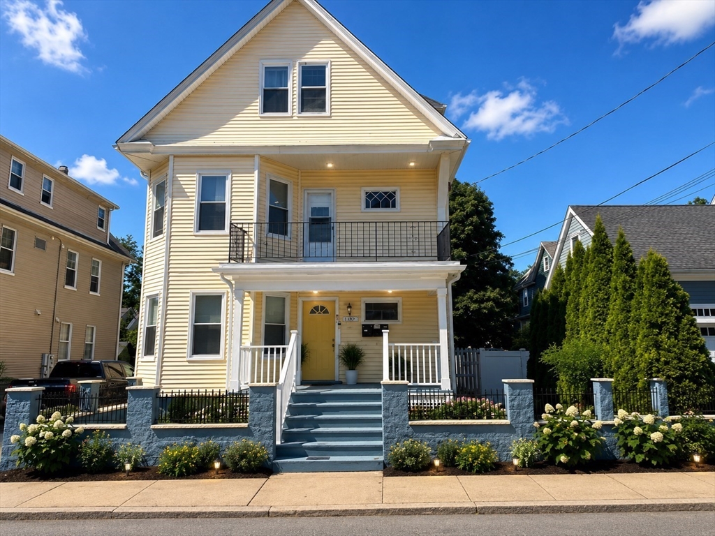 28 Haslet St in Roslindale