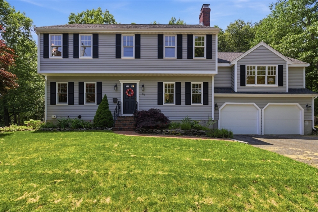 81 Parish Rd in Needham Heights