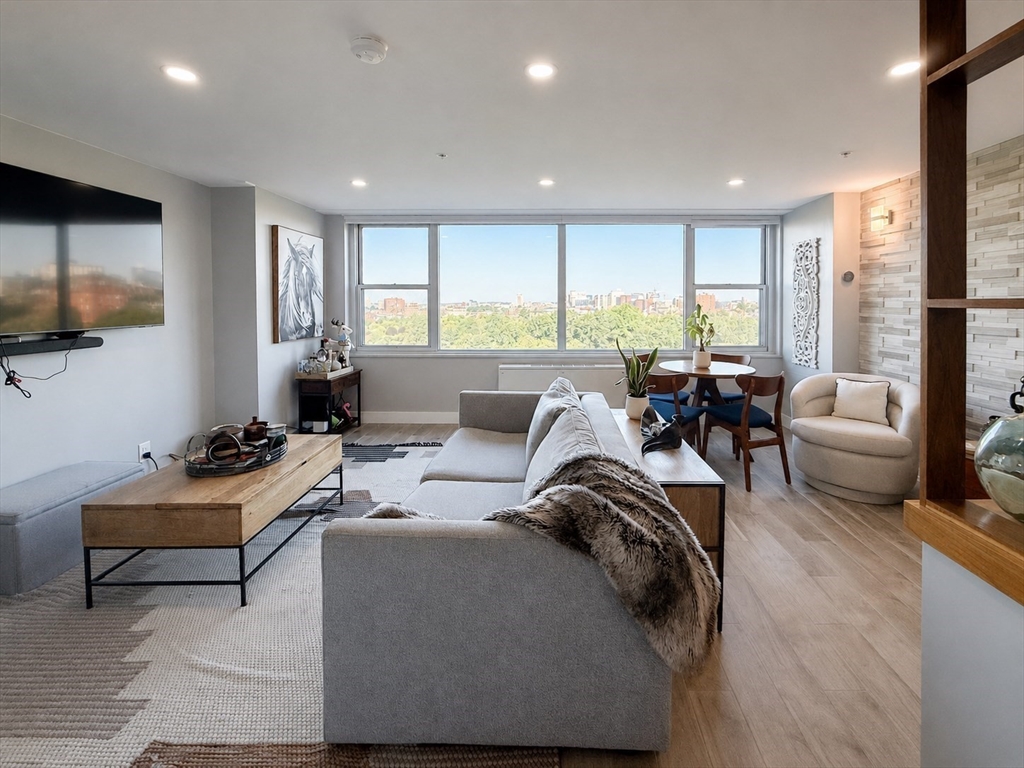 151 Tremont St #11G in Boston