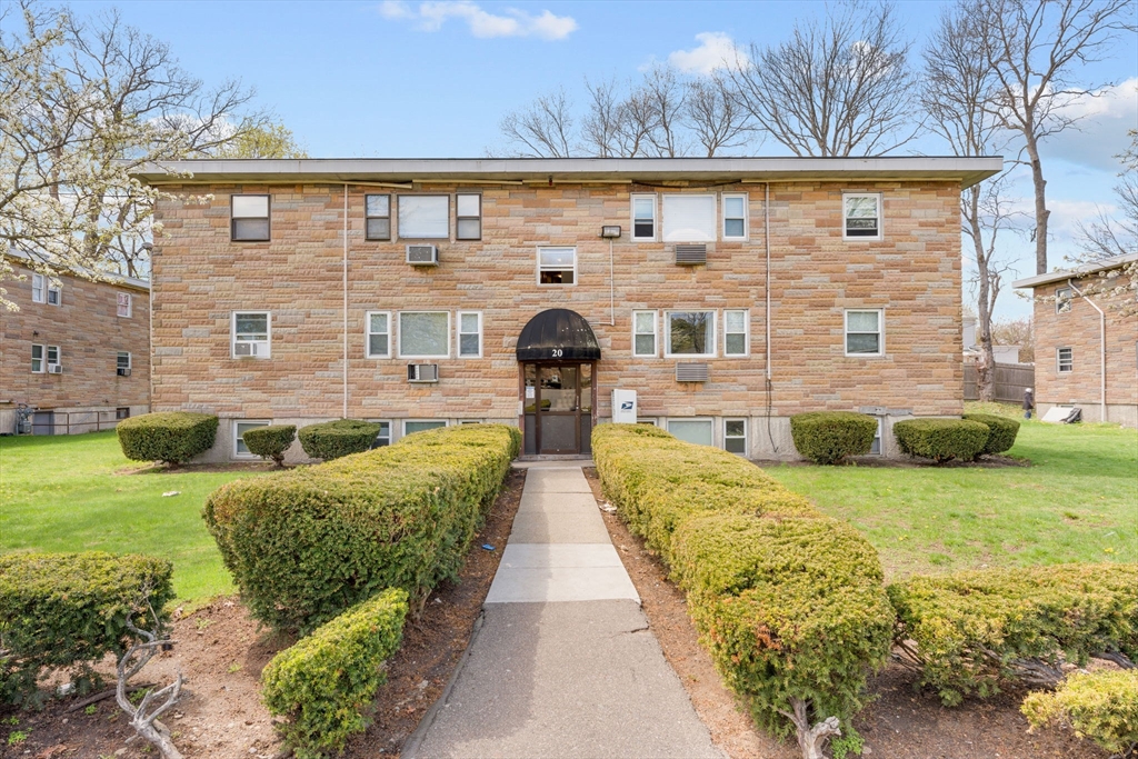 20 Auna Drive #Unit-7 in Brockton