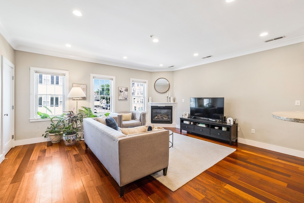 109 D St #4 in Boston
