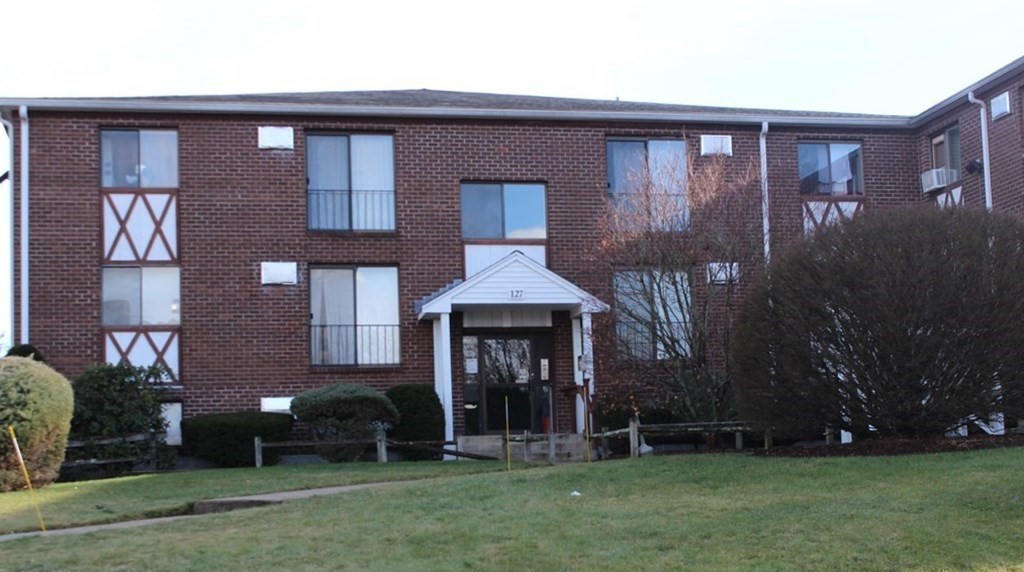 127 Kings St #304 in Franklin
