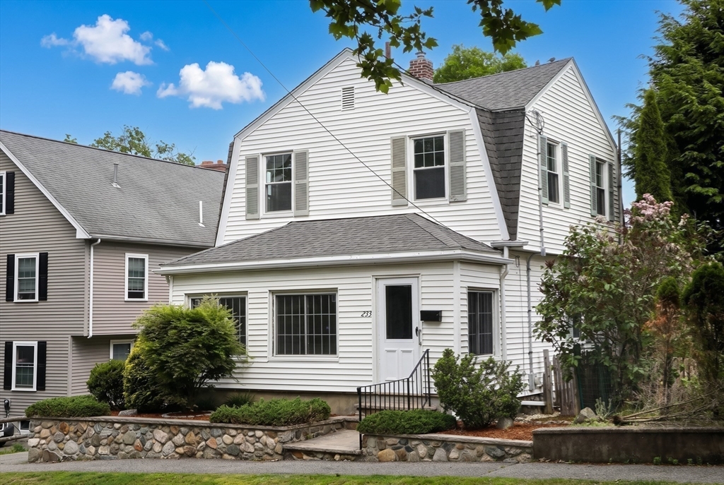233 Florence Ave in Arlington