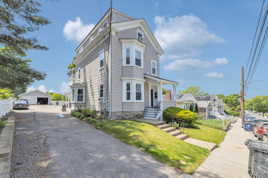 71 Neponset Ave #1 in Hyde Park