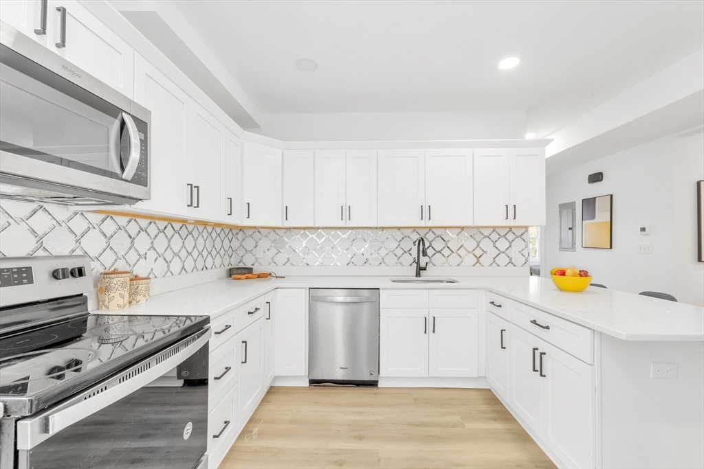 35 George Street #2 in Hyde Park