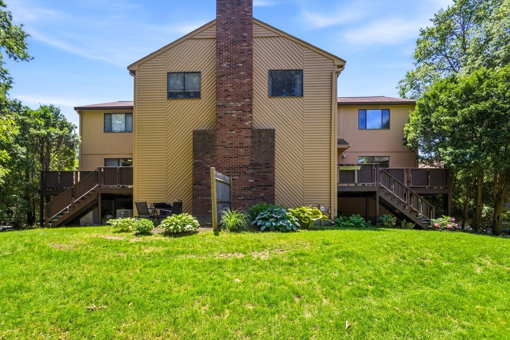 245 Eliot St #245 in Ashland