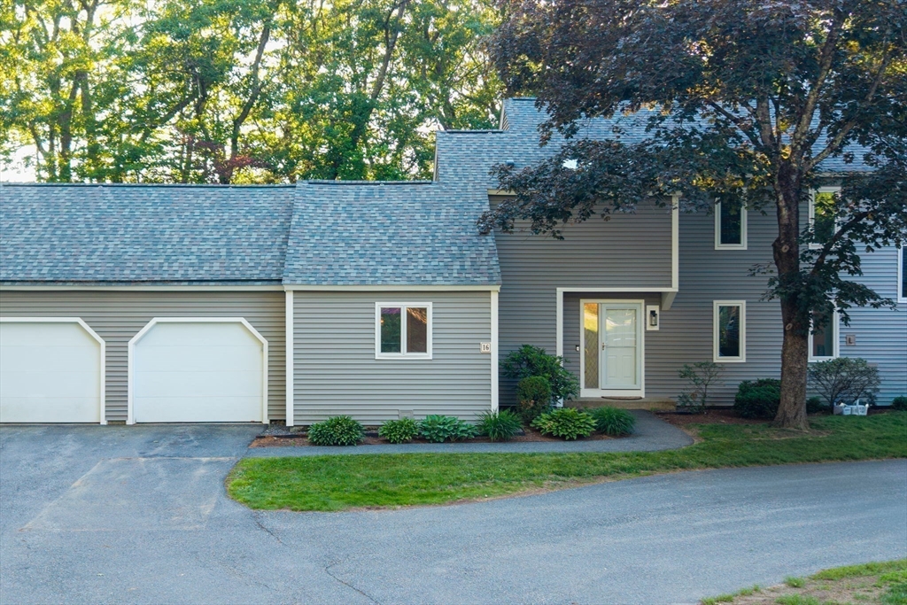 16 Coltsway #16 in Wayland