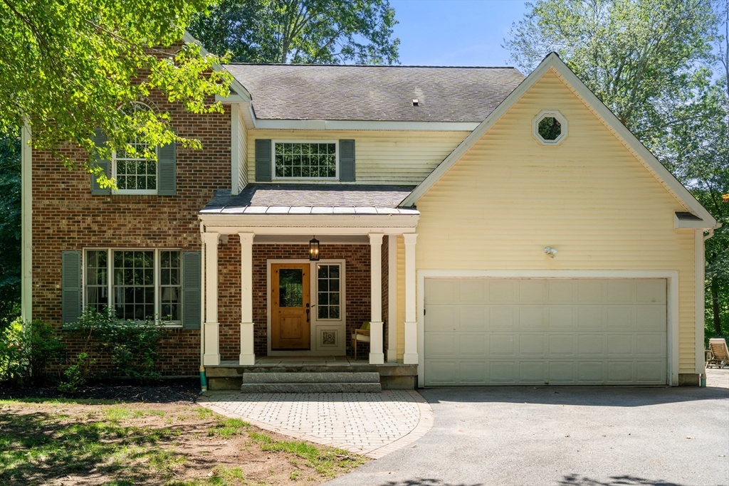 18 Wood Street in Southborough