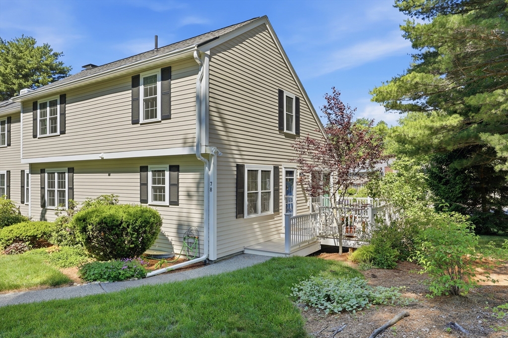 78 Macintosh Ln #78 in Boxborough