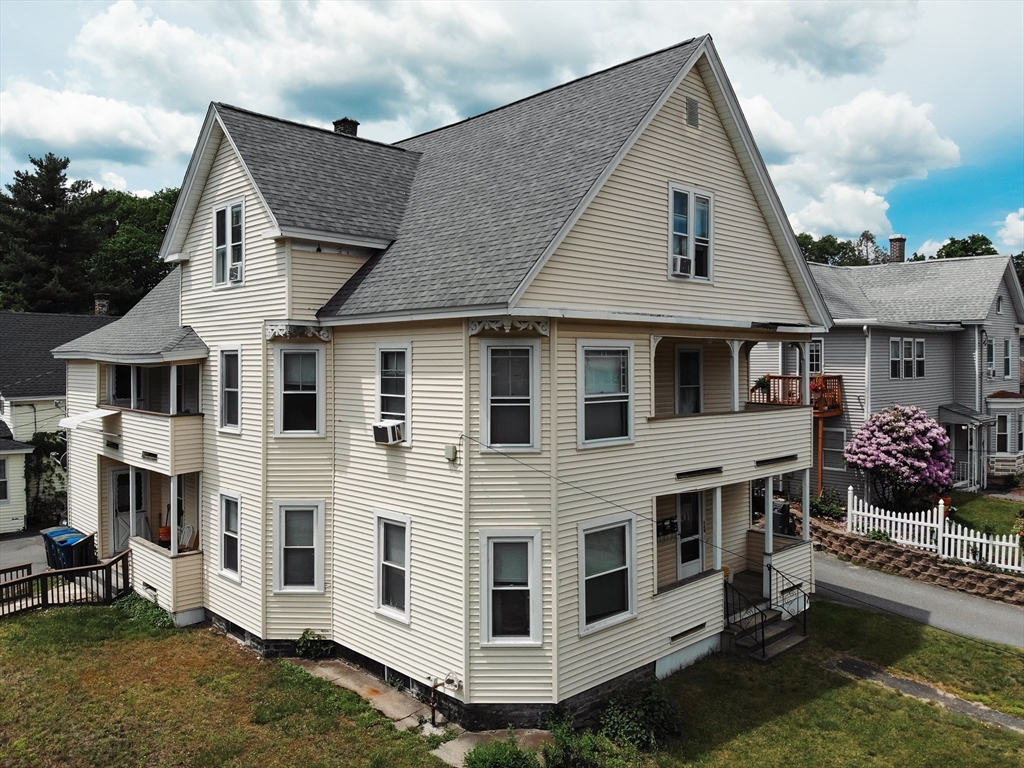 40-46 Cottage St in Leominster