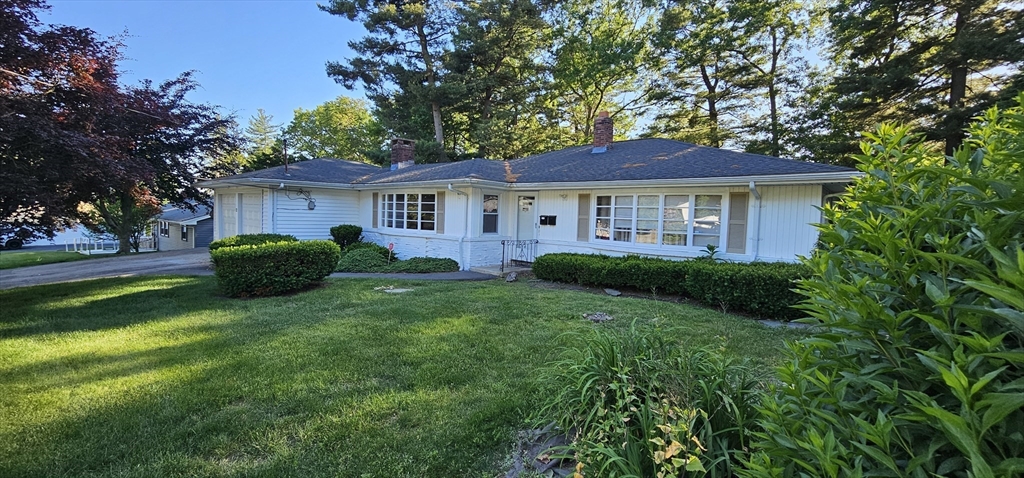 22 Pondview Cir in Brockton