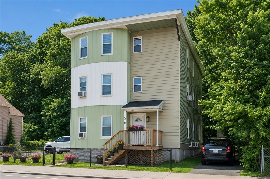 576 Franklin St in Worcester