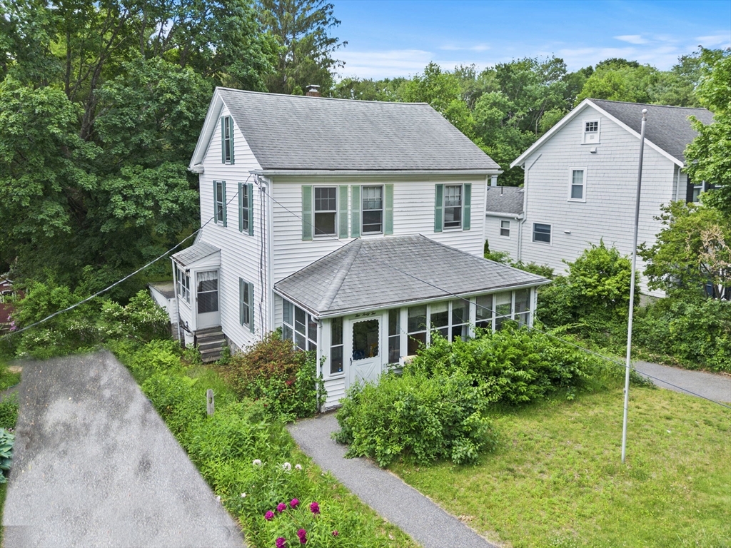 242 Lincoln Street in Lexington
