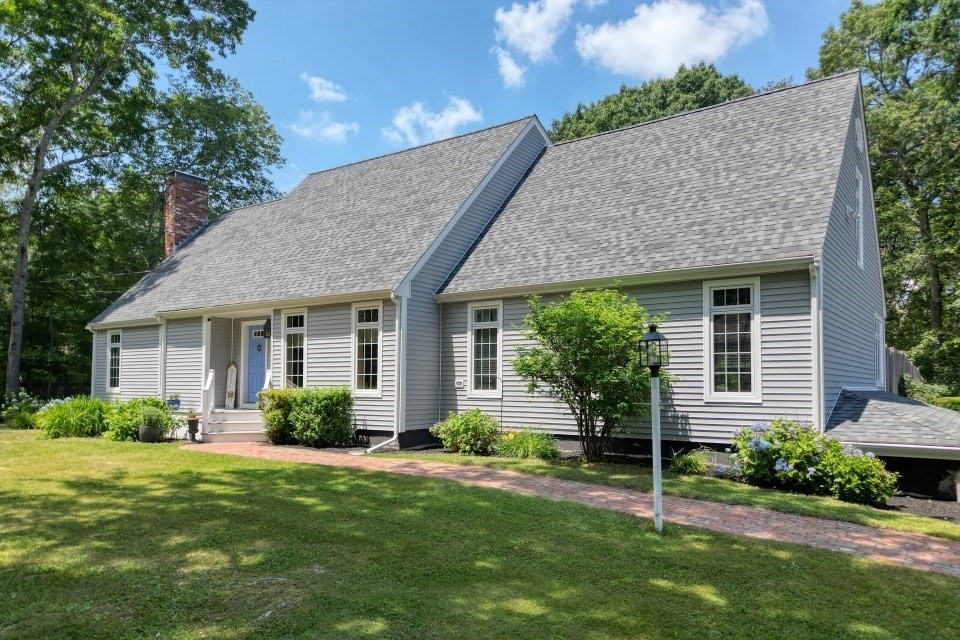 346 Judson St in Raynham
