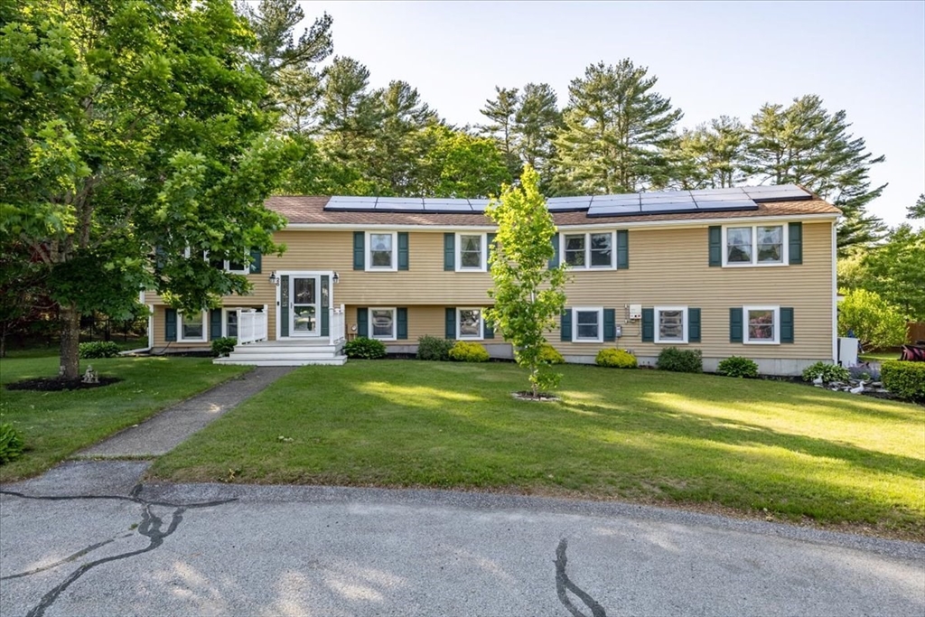 26 Brookings Dr in Kingston