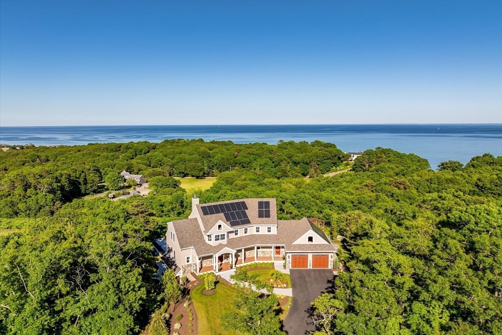 9 Clare Rd in Plymouth