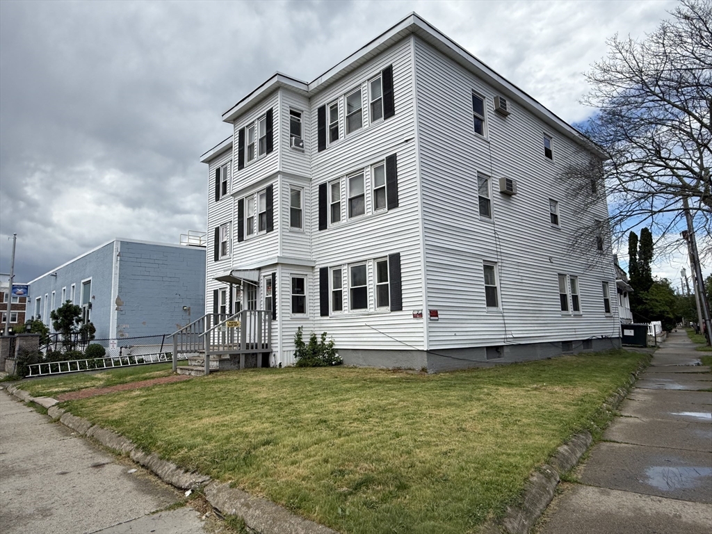 145 N Common in Lynn