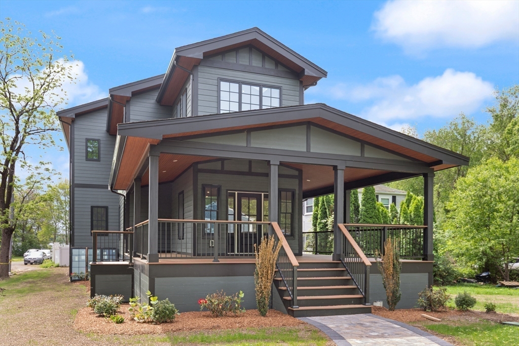 127R Beach Street in Sharon