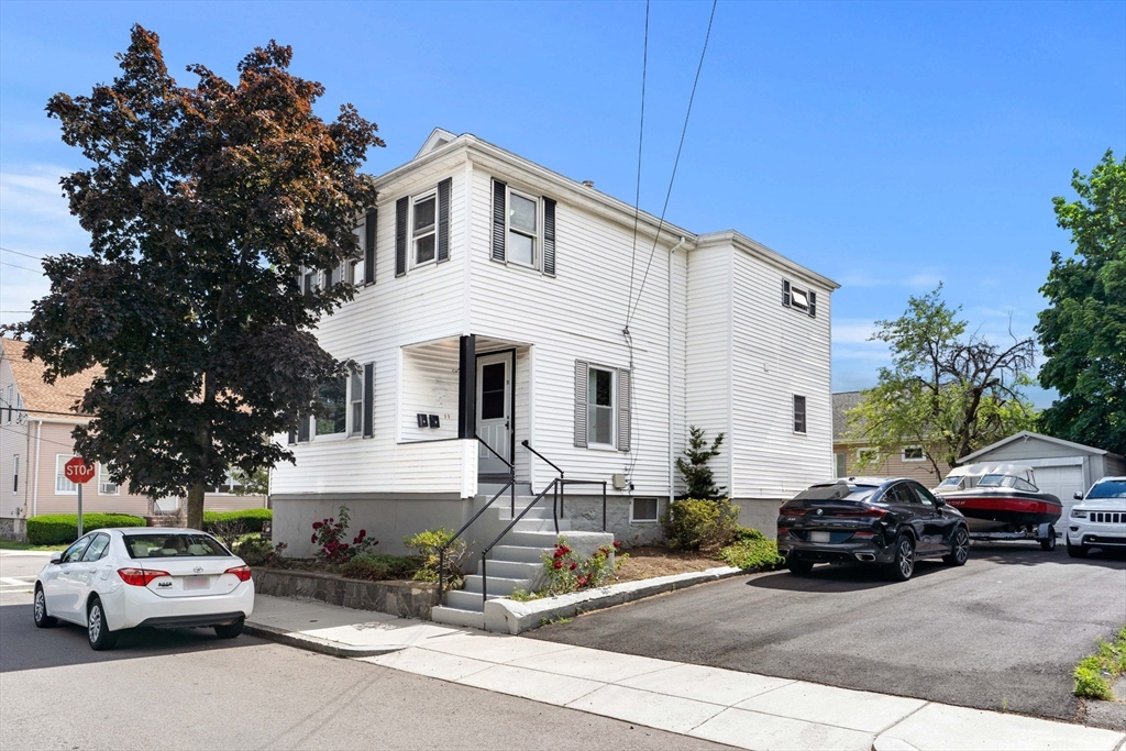 11 Pinkert St in Medford