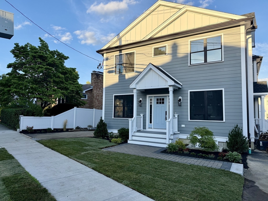 197 Lexington St #197 in Watertown