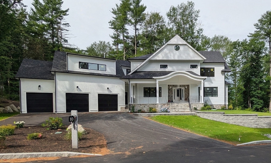 10 Union Lane in Canton