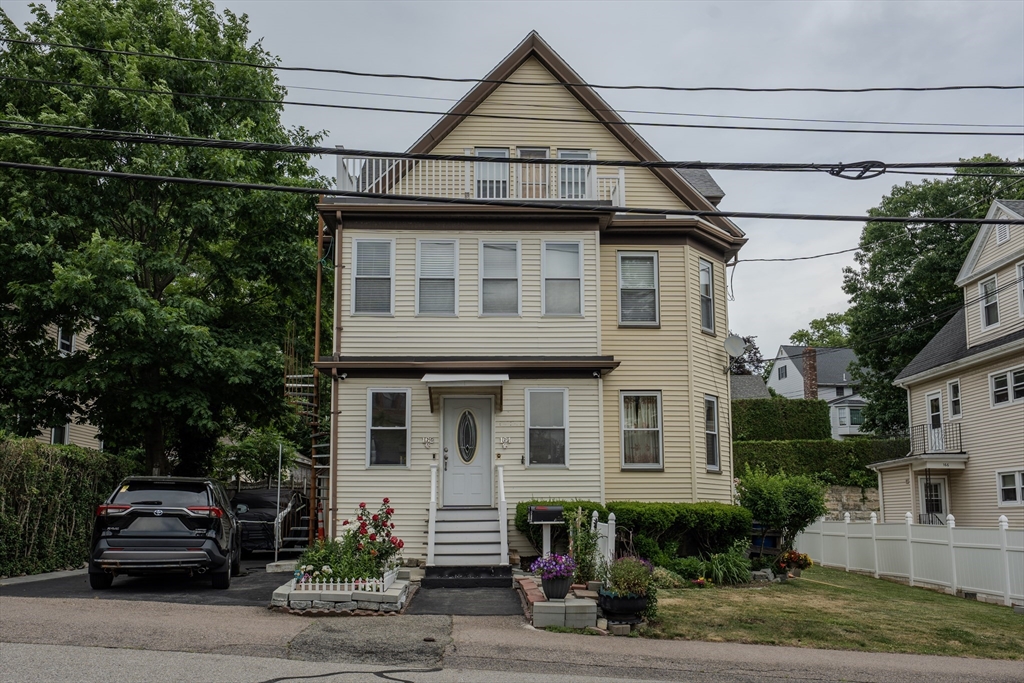 162 Glendale Rd in Quincy