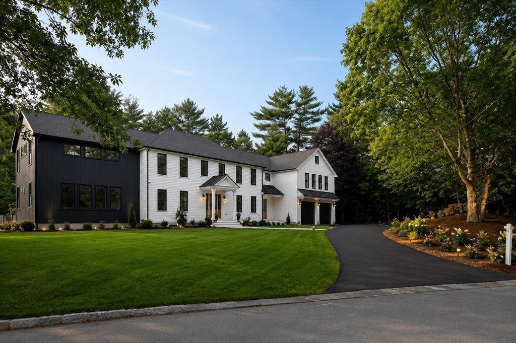 41 Westford Farm Rd in Duxbury
