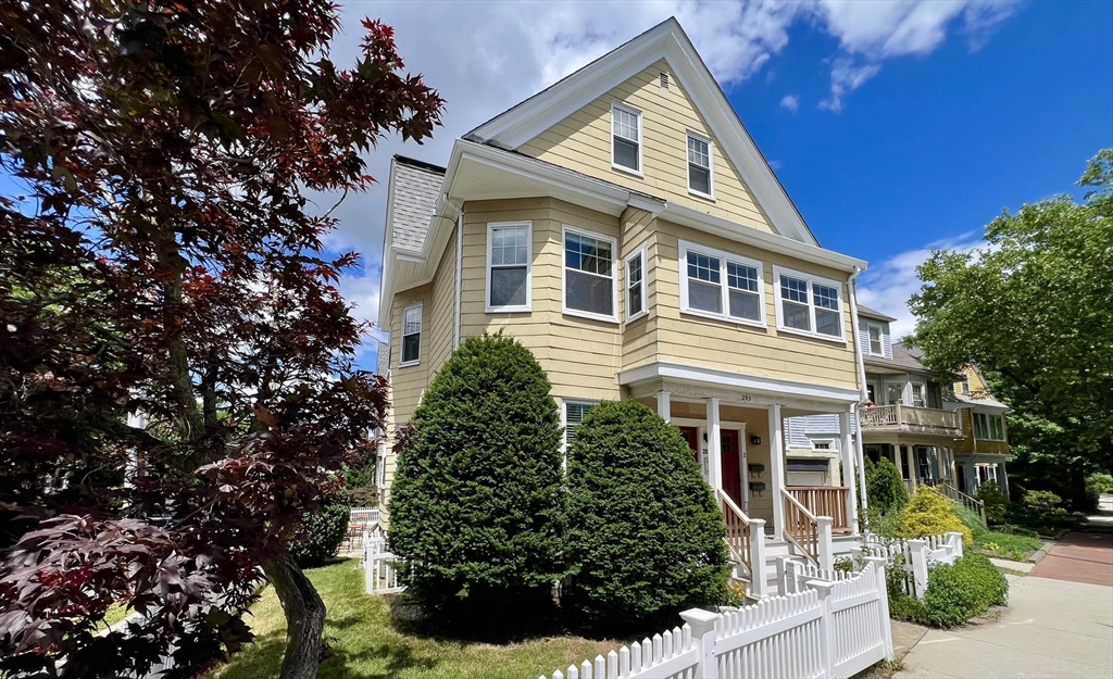 293 Huron Avenue #2 in Cambridge