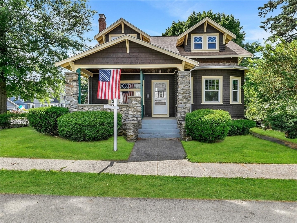 77 Lamoille Ave in Haverhill