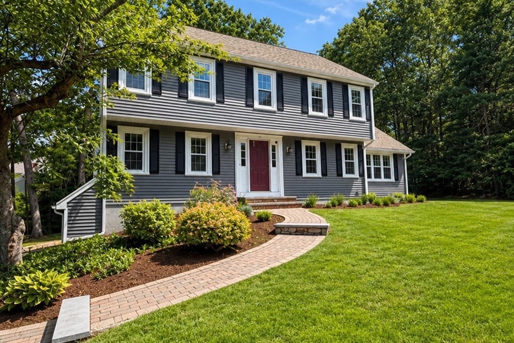 17 Hammer Hook Dr in Hanover