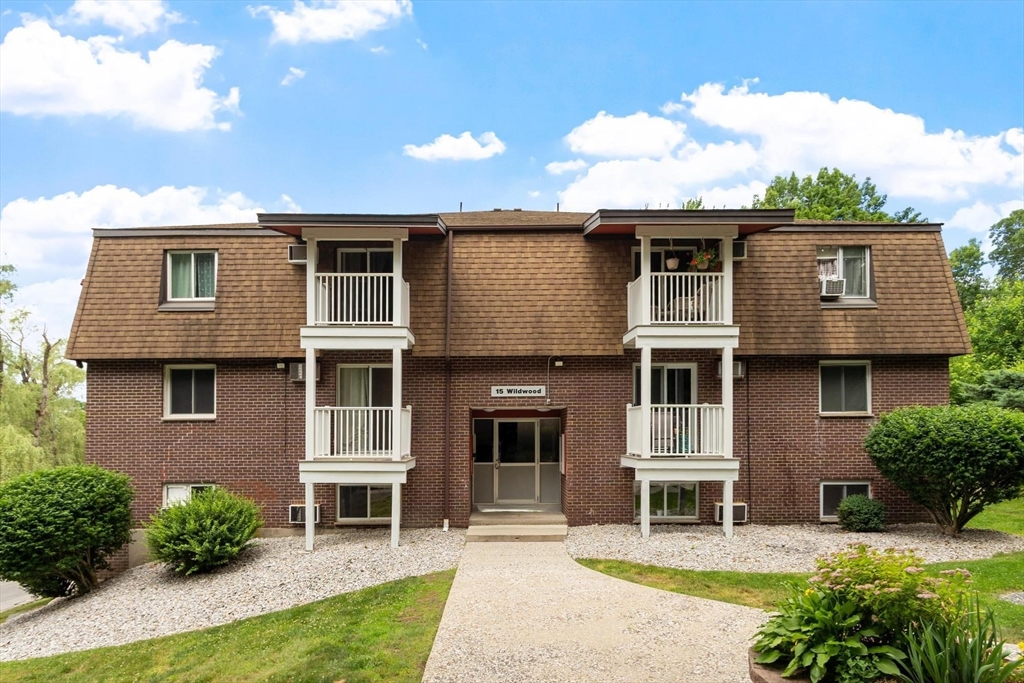 15 Wildwood #19 in Dracut