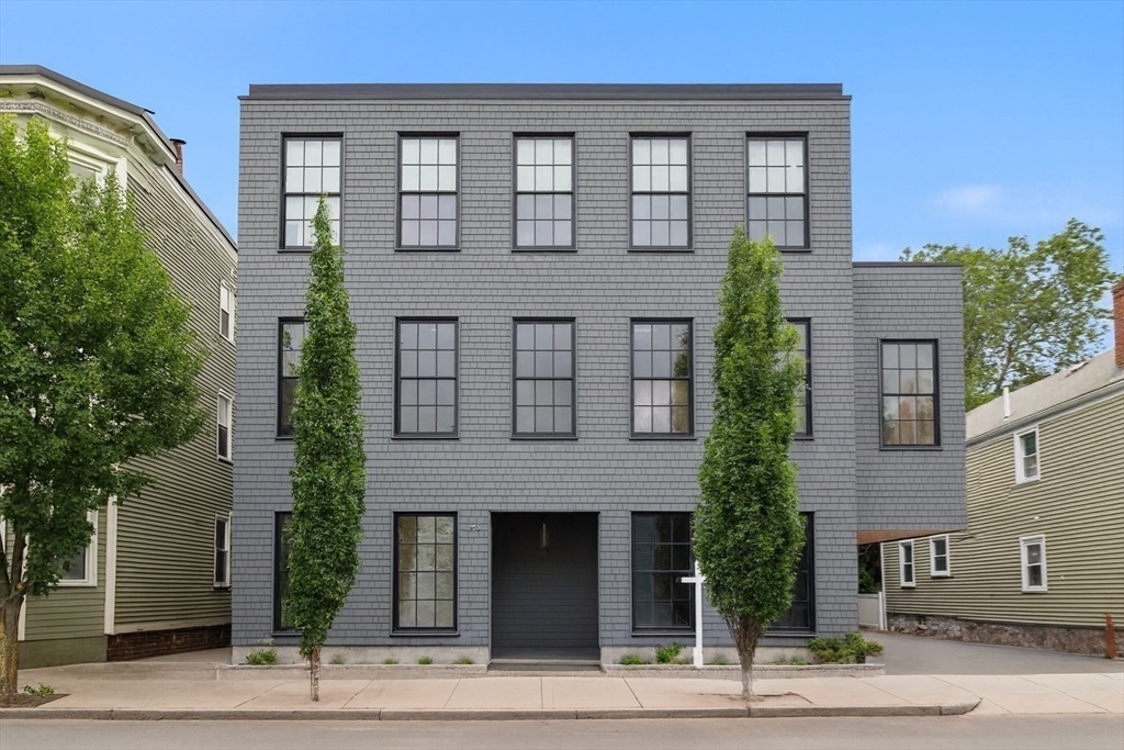 618 East 2nd St #2 in Boston