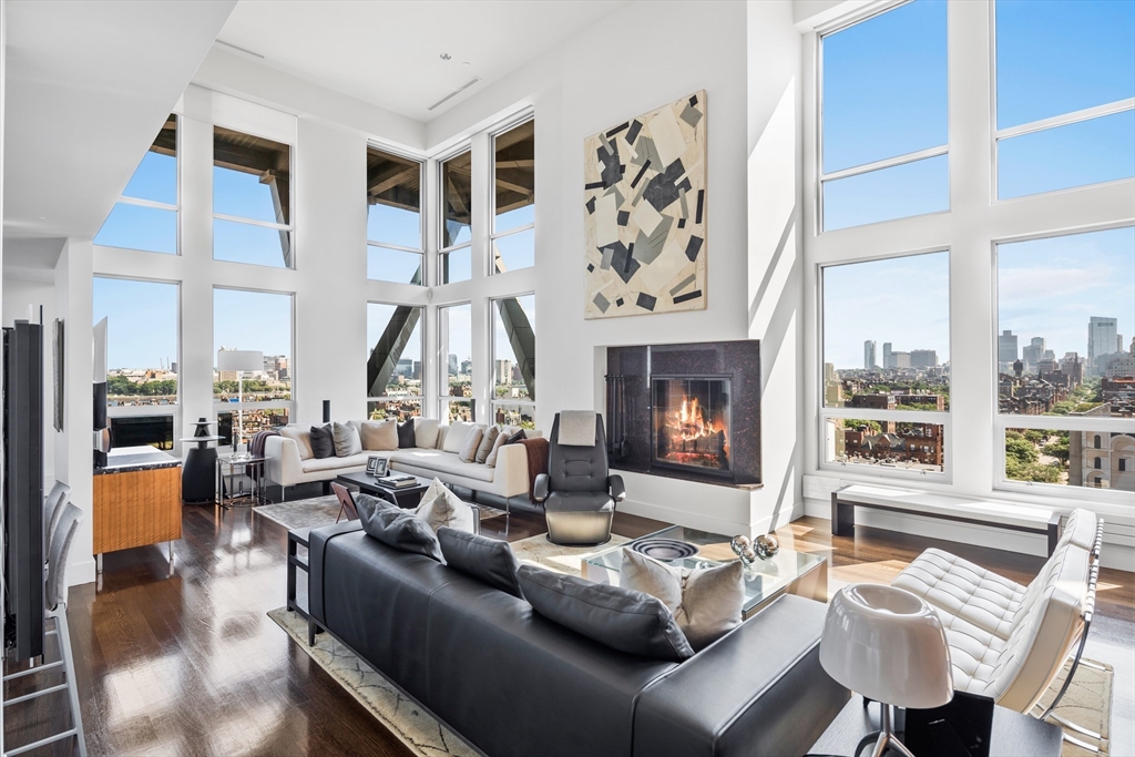 360 Newbury Street #810 in Boston