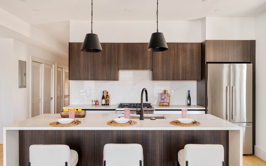 30 Condor St #4 in Boston
