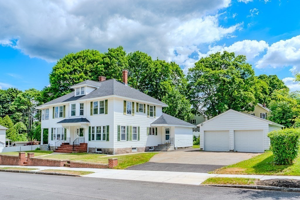 35 Barasford Avenue in Lowell