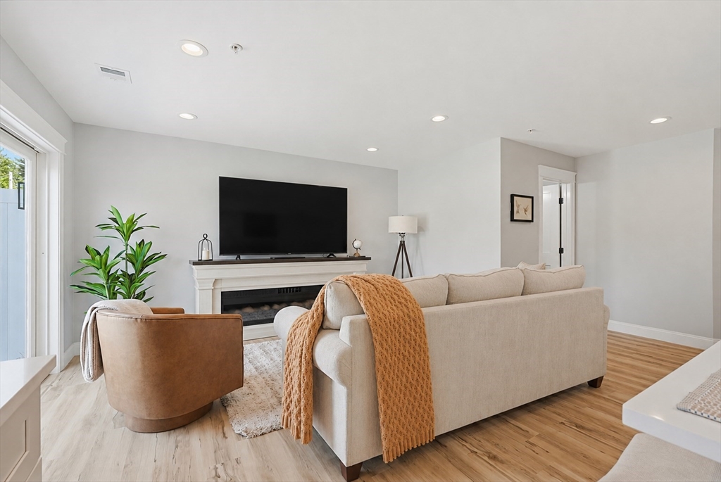 321 winthrop Street #109 in Taunton