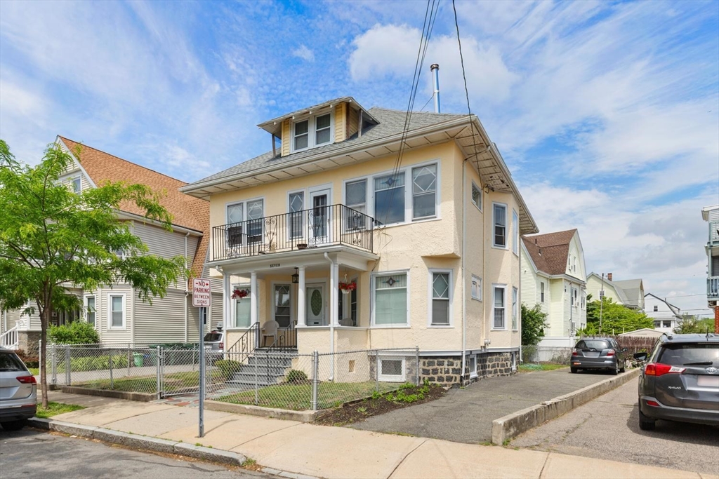 7 Yale St in Medford