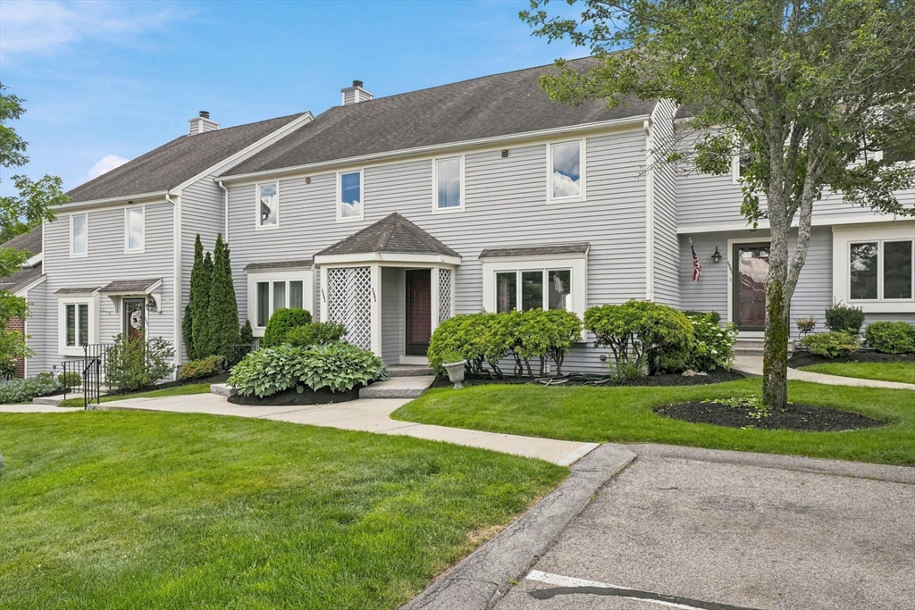 2604 Lewis O Gray Dr #2604 in Saugus