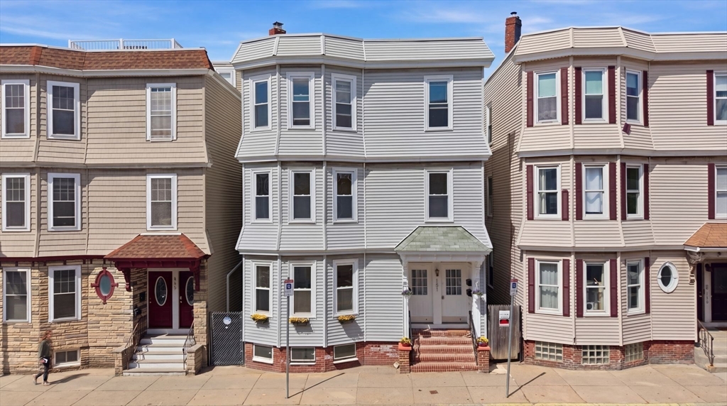 151 L Street in Boston