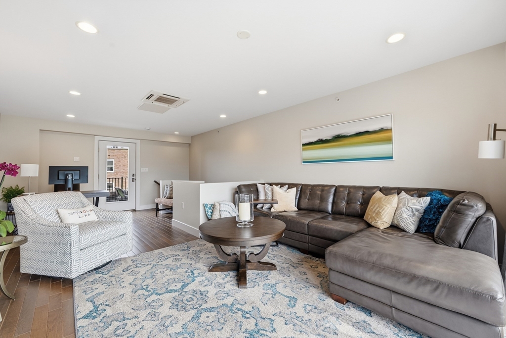 1 Saint Clare Rd #16 in Medford