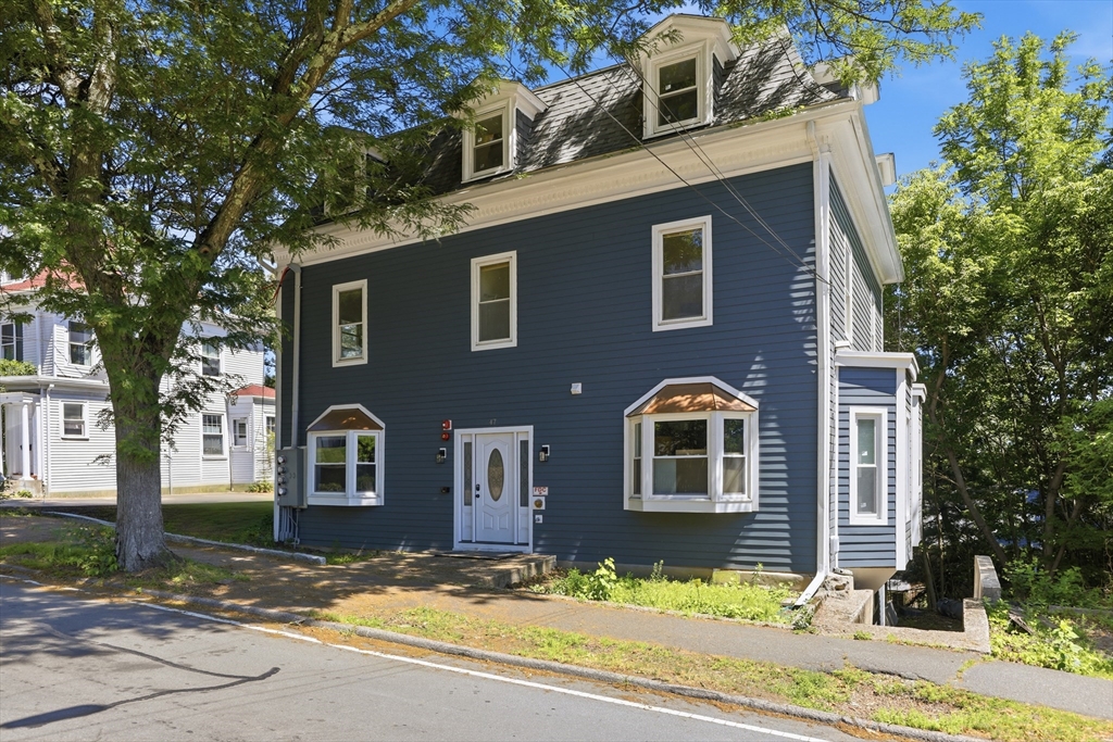 47 Newtonville Ave #3 in Newton