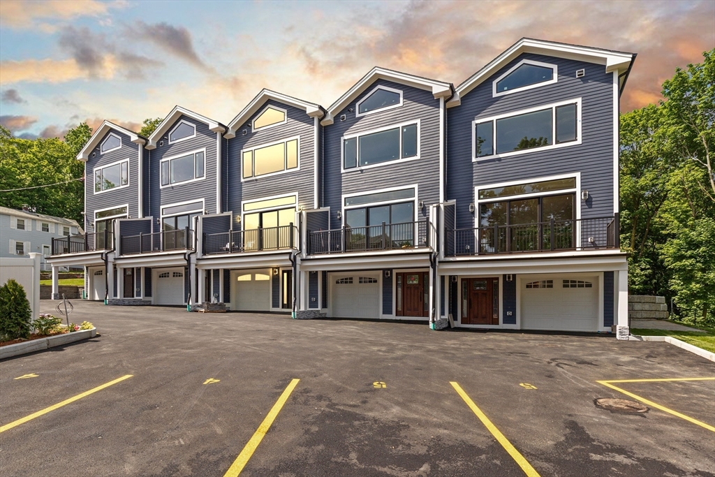 53 Packards Ln #3 in Quincy